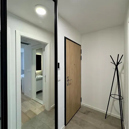 Lux Waves 2bdr With Private Parking * Sarajevo